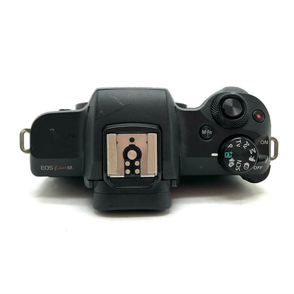 【全額返金保証】【最速発送】Canon デジタル一眼 EOS Kiss M ブラック 動作確認済