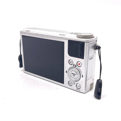 【全額返金保証】【最速発送】FUJIFILM コンパクトデジタルカメラ XQ1 シルバー 動作確認済