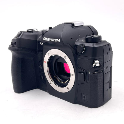 【全額返金保証】【最速発送】OLYMPUS デジタル一眼 OM-1 Mark II ボディ 美品 動作確認済