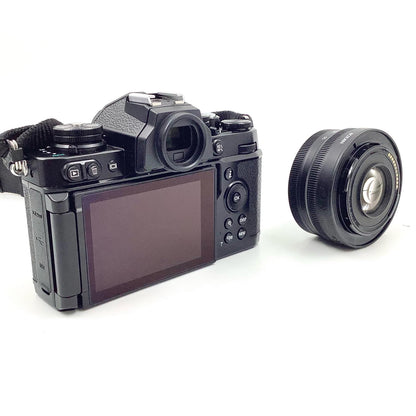 【全額返金保証】【最速発送】Nikon デジタル一眼 Z fc レンズキット NIKKOR Z DX 16-50mm F3.5-6.3 VR ブラック 美品 動作確認済