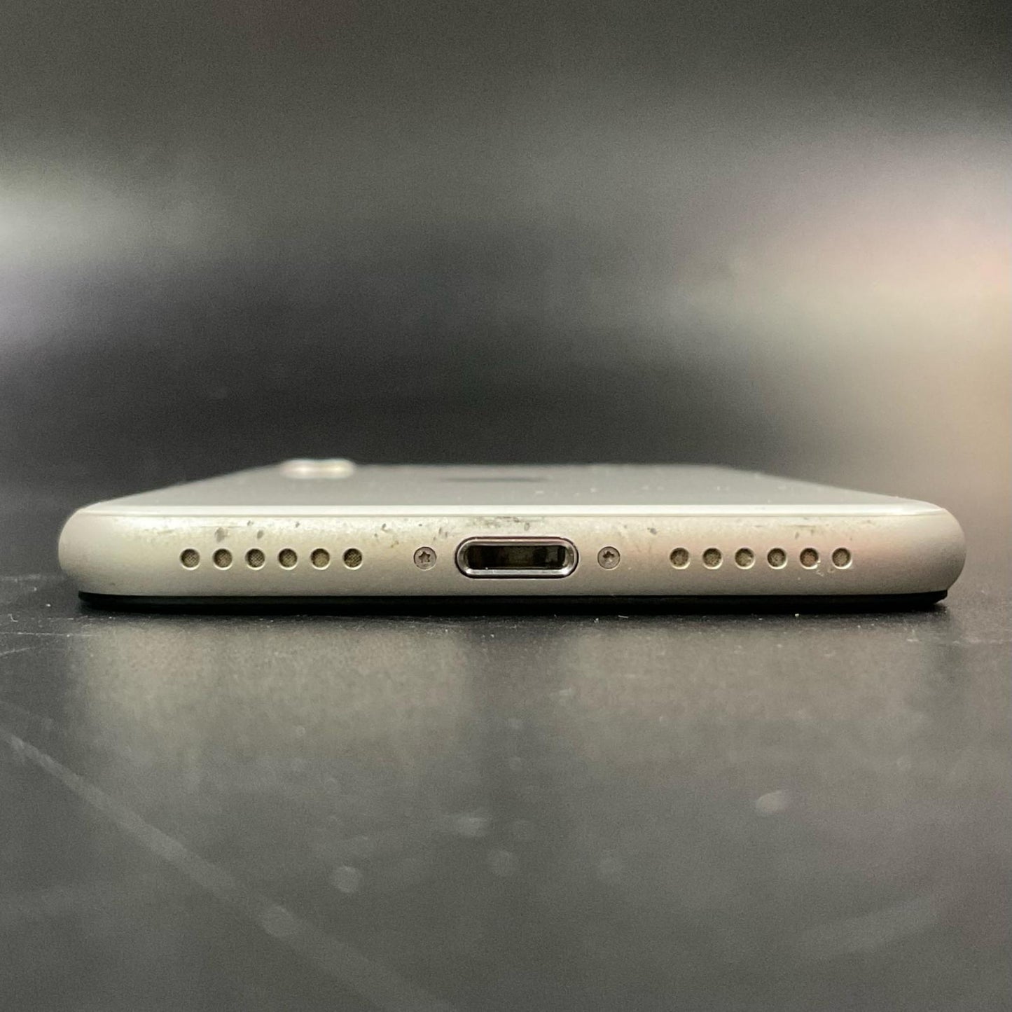 【全額返金保証】【最速発送】Apple iPhone iPhone SE（第3世代） 64GB スターライト Softbank SIMフリー 白ロム 美品 動作確認済 85%