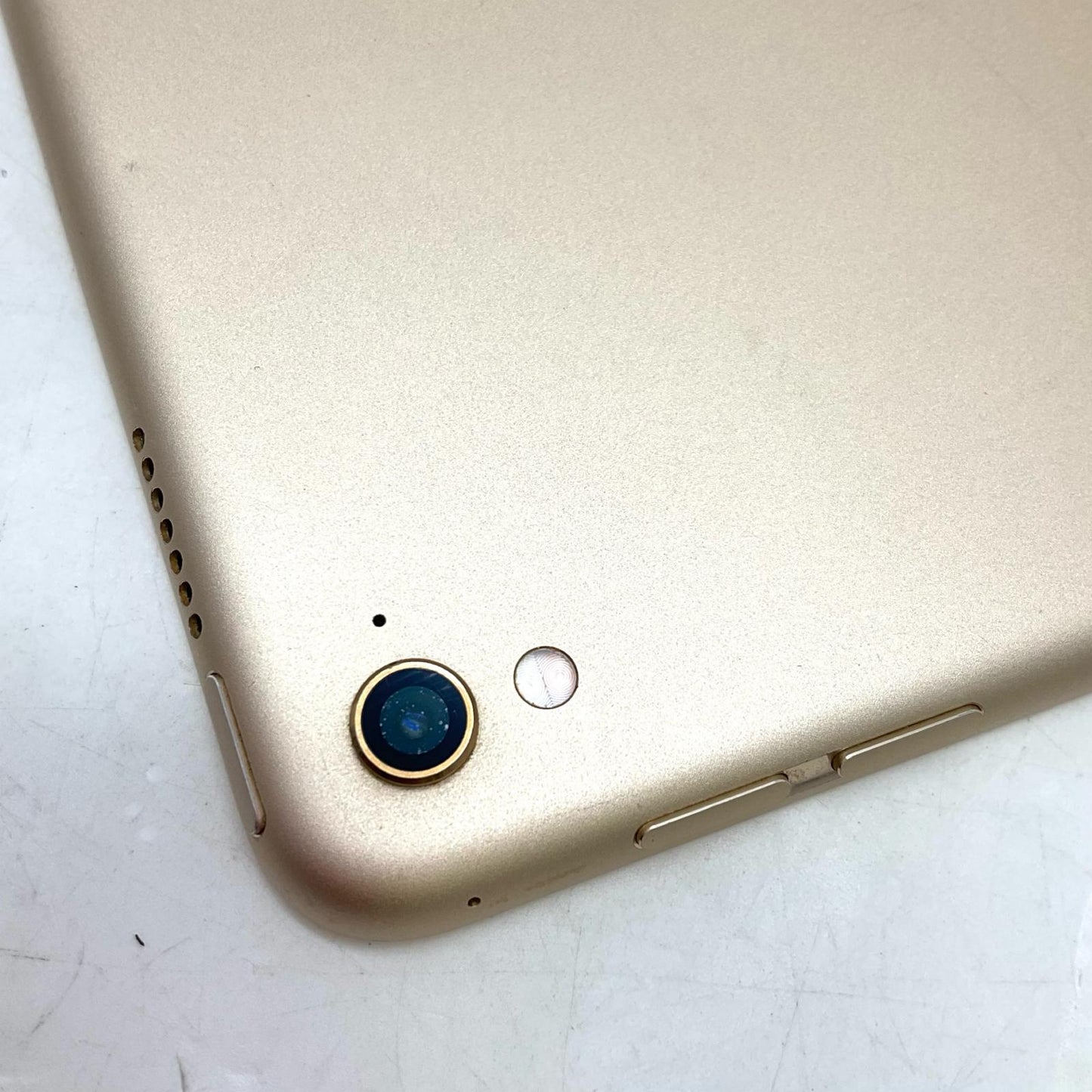 【全額返金保証】【最速発送】Apple iPad Pro 9.7インチ 第1世代 32GB ゴールド Wi-Fi 動作確認済