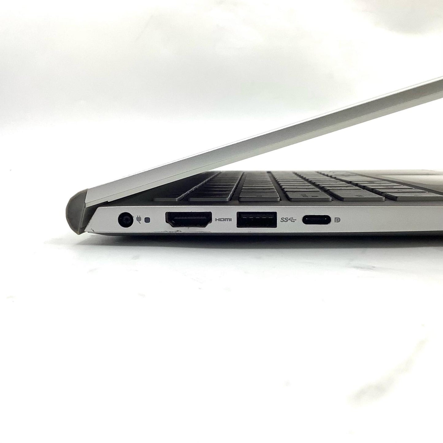 【最速発送】DELL Inspiron 14 5000 AMD Ryzen 5 4500 With Radeon Graphics 2.38GHz 8GB M.2 SSD 256GB 57%【難有】