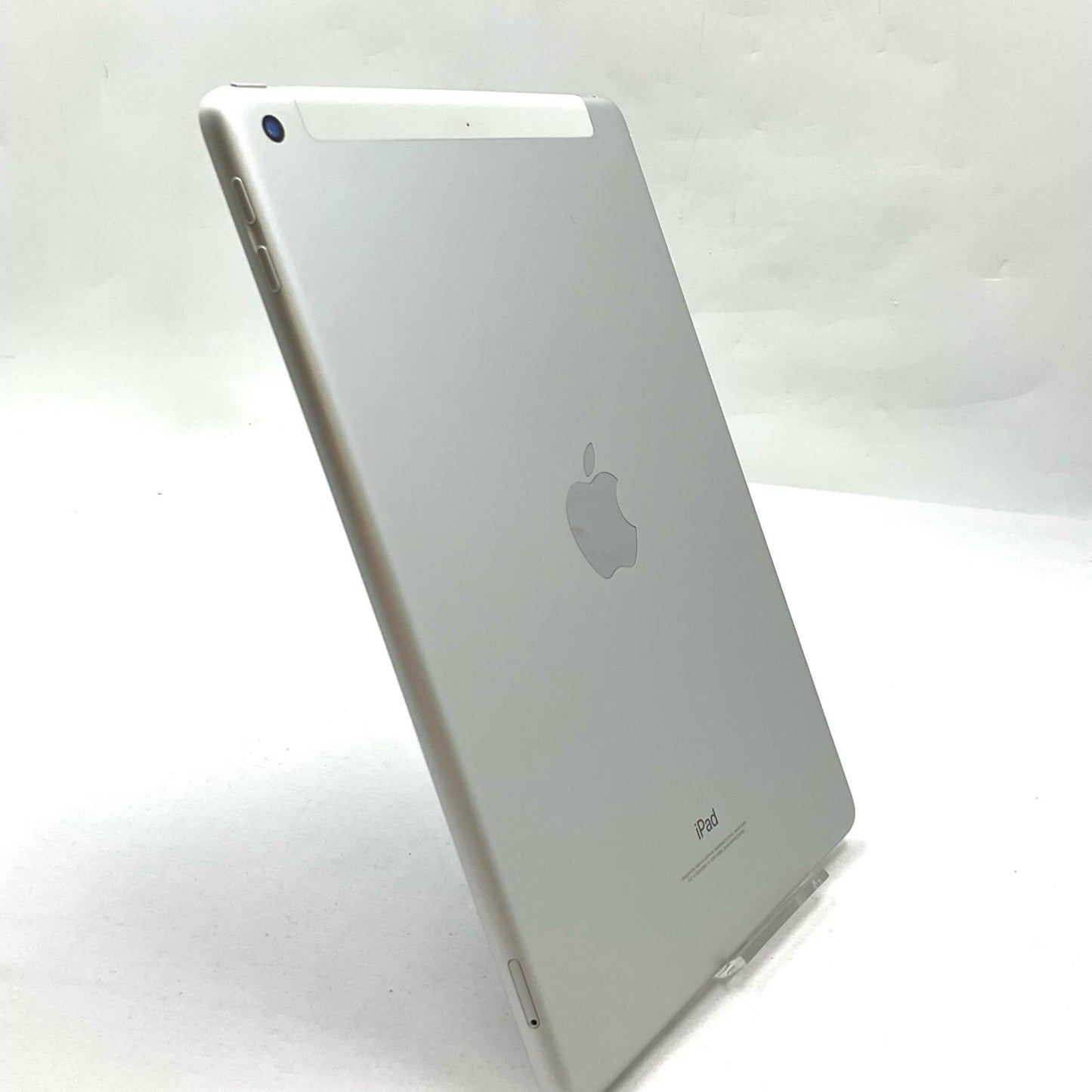 【全額返金保証】【最速発送】Apple iPad iPad 9.7インチ 第6世代 32GB シルバー WiFi+Cellular au 白ロム 動作確認済