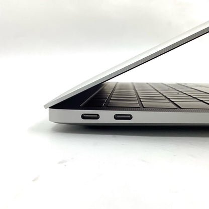 【全額返金保証】【最速発送】Apple MacBook Air 13.3インチ 2019 1.6GHz デュアルコア Intel Core i5 16GB 256GB シルバー 美品 動作確認済