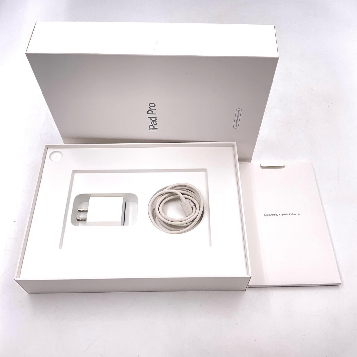 【全額返金保証】【最速発送】Apple iPad Pro 11インチ 第1世代 256GB スペースグレイ Wi-Fi 美品 動作確認済