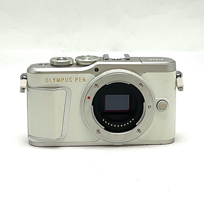 【全額返金保証】【最速発送】OLYMPUS デジタル一眼 PEN E-PL9 ボディ ホワイト 美品 動作確認済