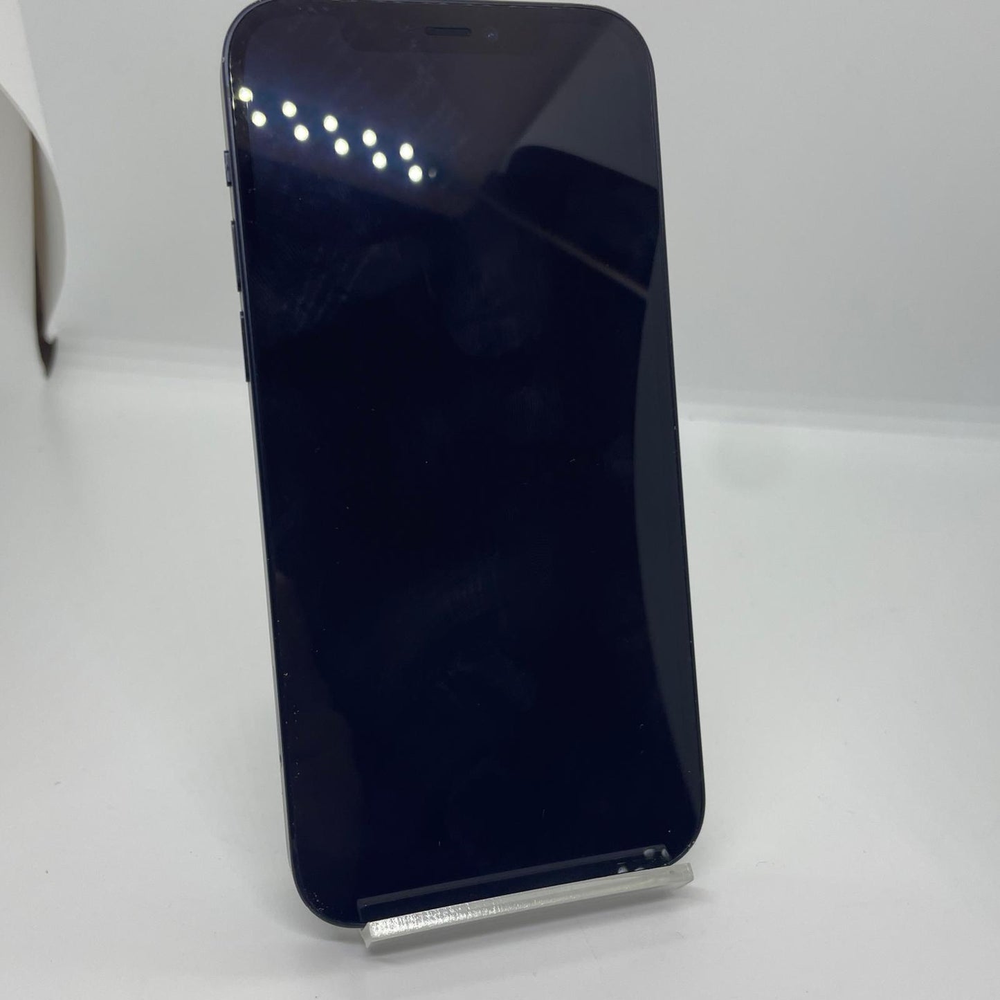 【全額返金保証】【最速発送】Apple iPhone iPhone 12 64GB ブラック au 白ロム 動作確認済 74%