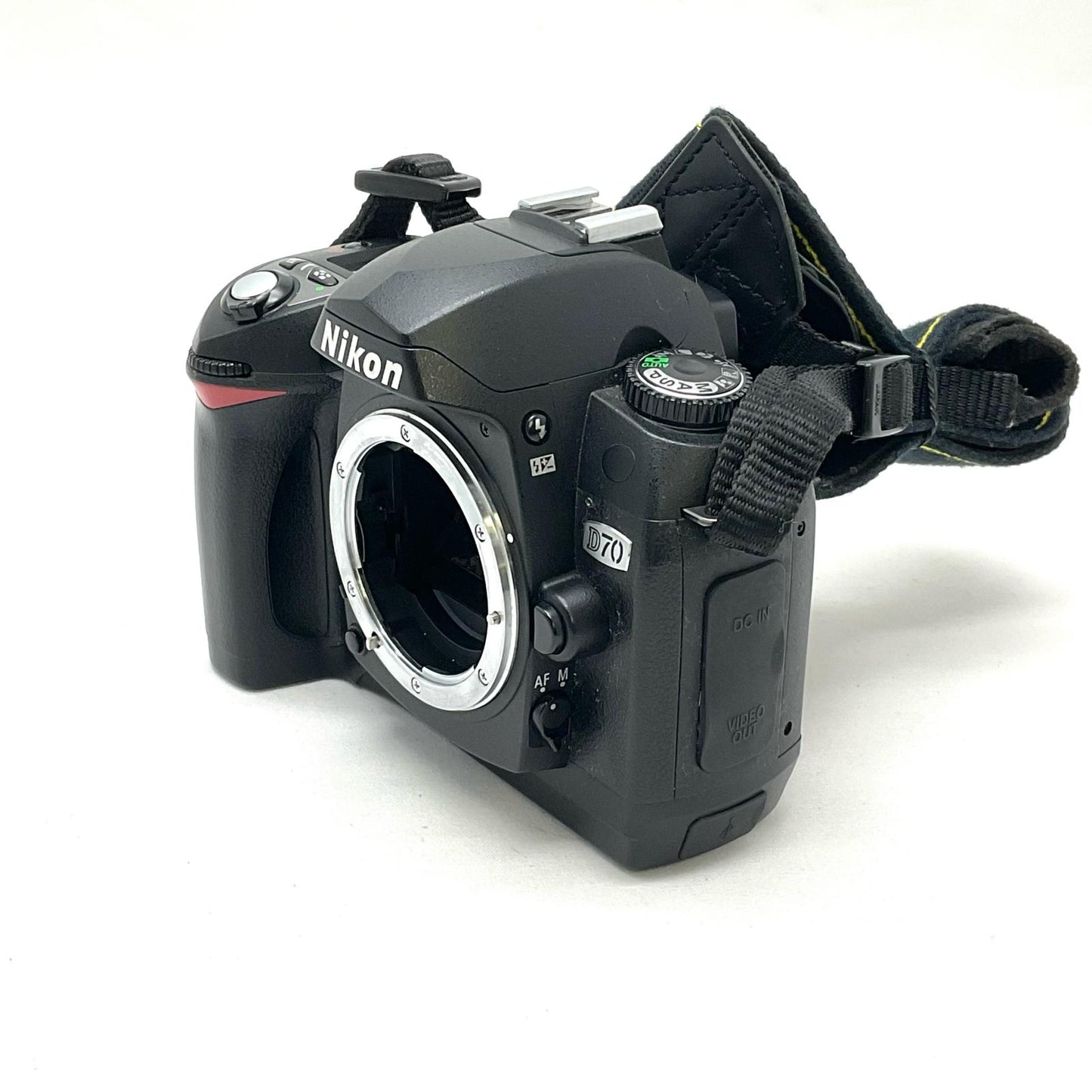 【全額返金保証】【最速発送】Nikon デジタル一眼 D70 ボディ ブラック 動作確認済