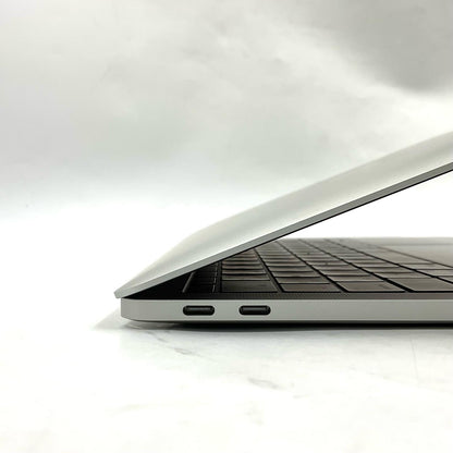 【全額返金保証】【最速発送】Apple MacBook Pro 13インチ 2017 デュアルコア intel core i5 8GB 256GB シルバー 88% 美品 動作確認済