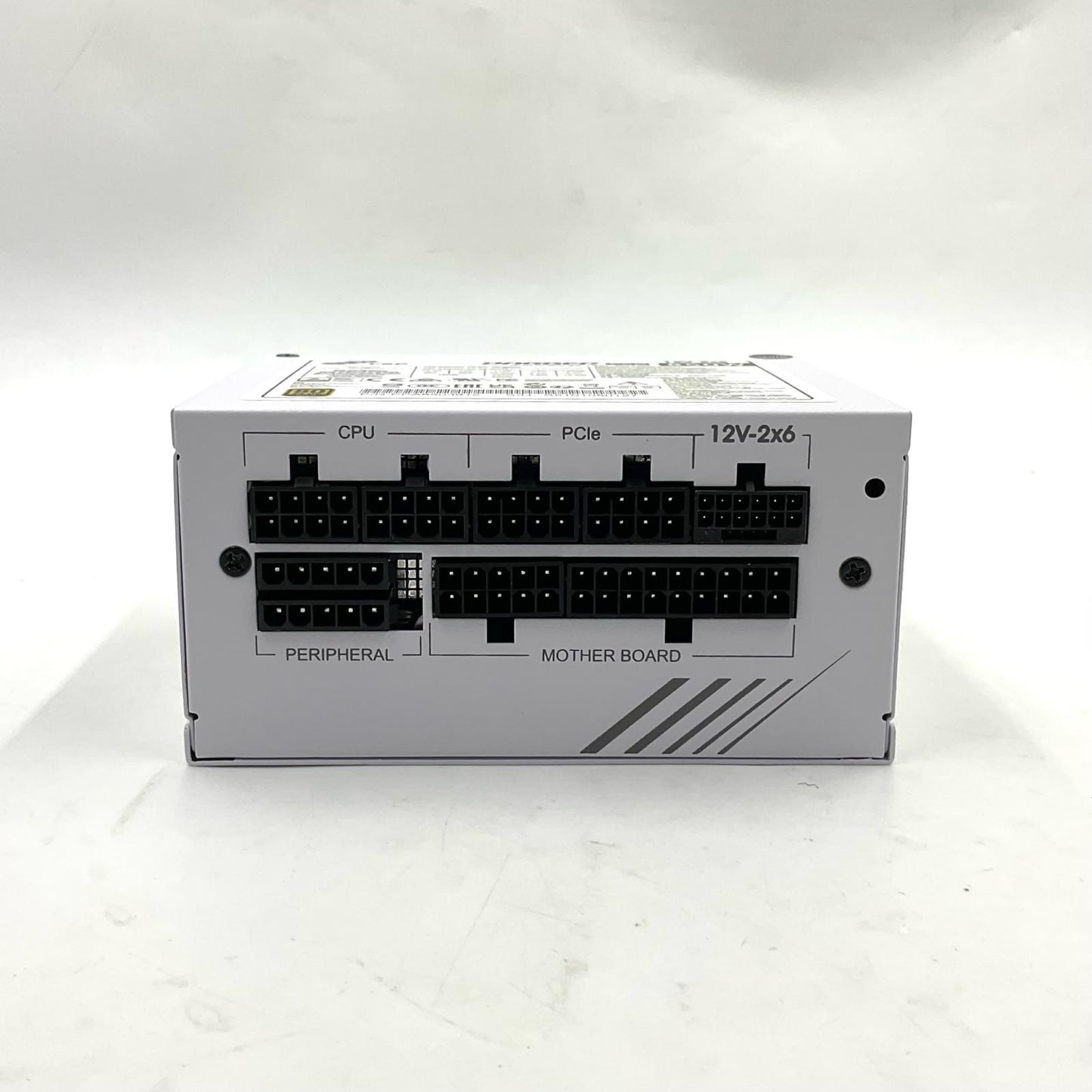 【全額返金保証】【最速発送】FSP 電源ユニット ATX3.0 850W電源ユニット SDA2-850 Gen5 美品 動作確認済