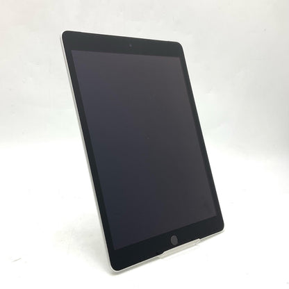 【最速発送】Apple iPad iPad 第9世代 Wi-Fi+Cellular 64GB シルバー docomo SIMフリー 白ロム【難有】
