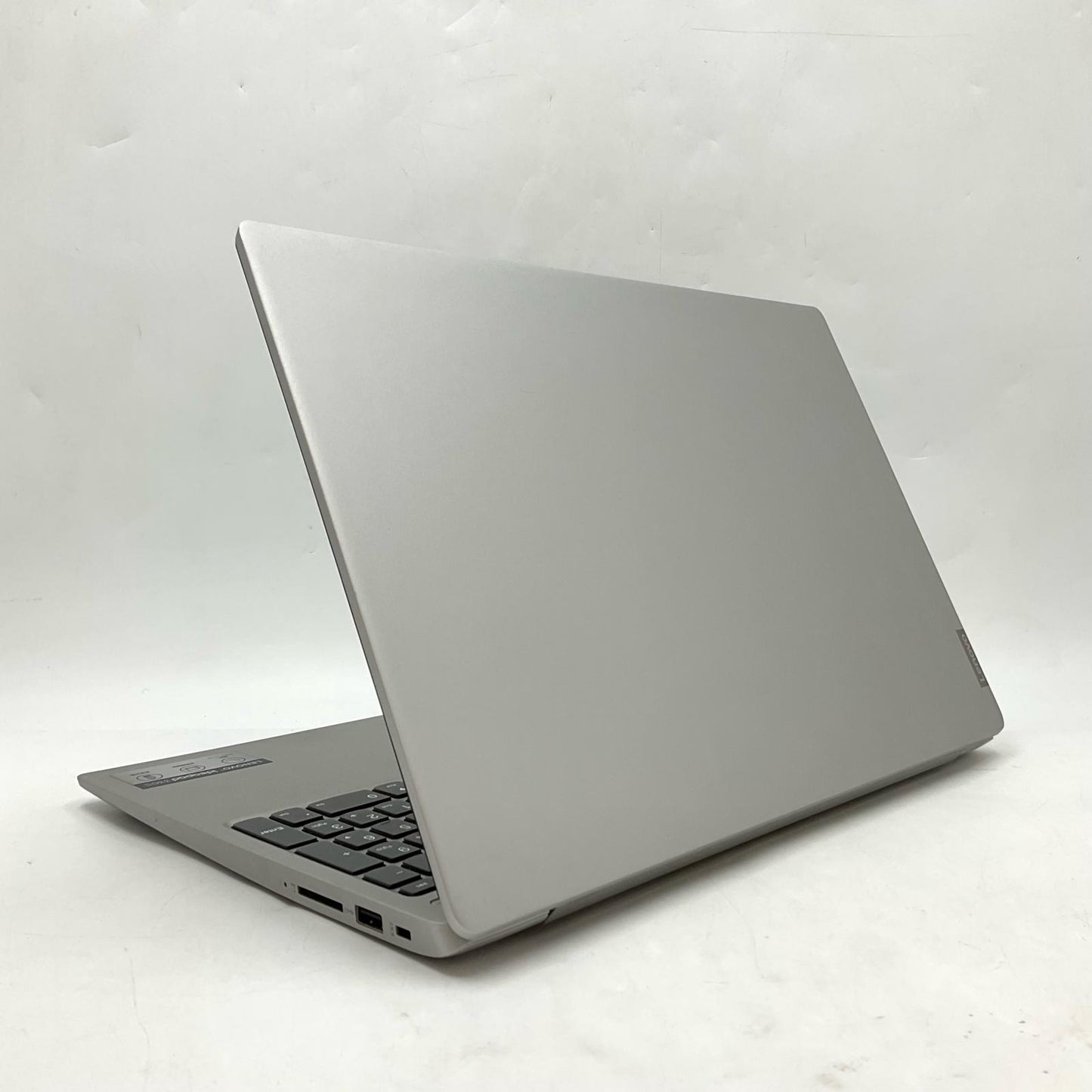 【全額返金保証】【最速発送】Lenovo IDEAPAD 330S-15IKB 81F5 i7-8550U 8GB SSD 256GB 77.0% 動作確認済