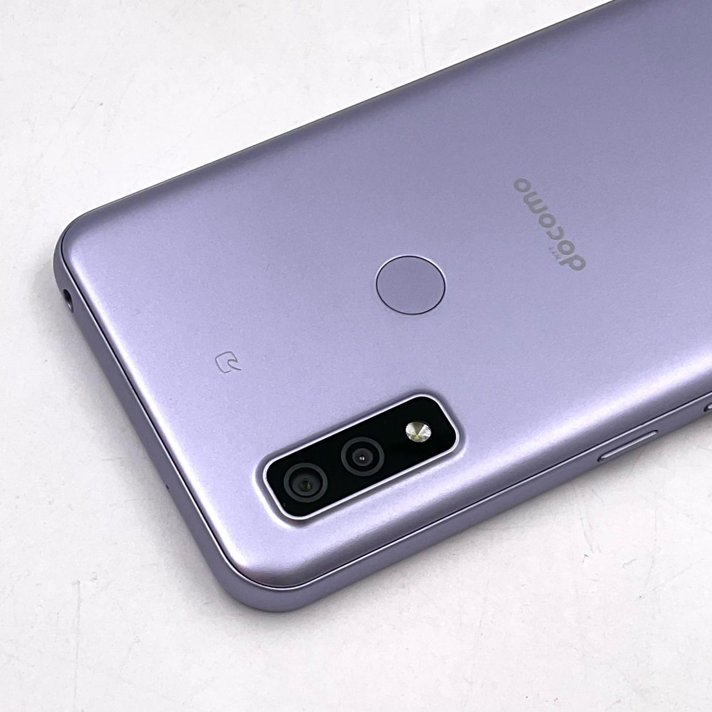【全額返金保証】【最速発送】富士通 arrows We 64GB パープル docomo SIMフリー F-51B 白ロム 美品 動作確認済