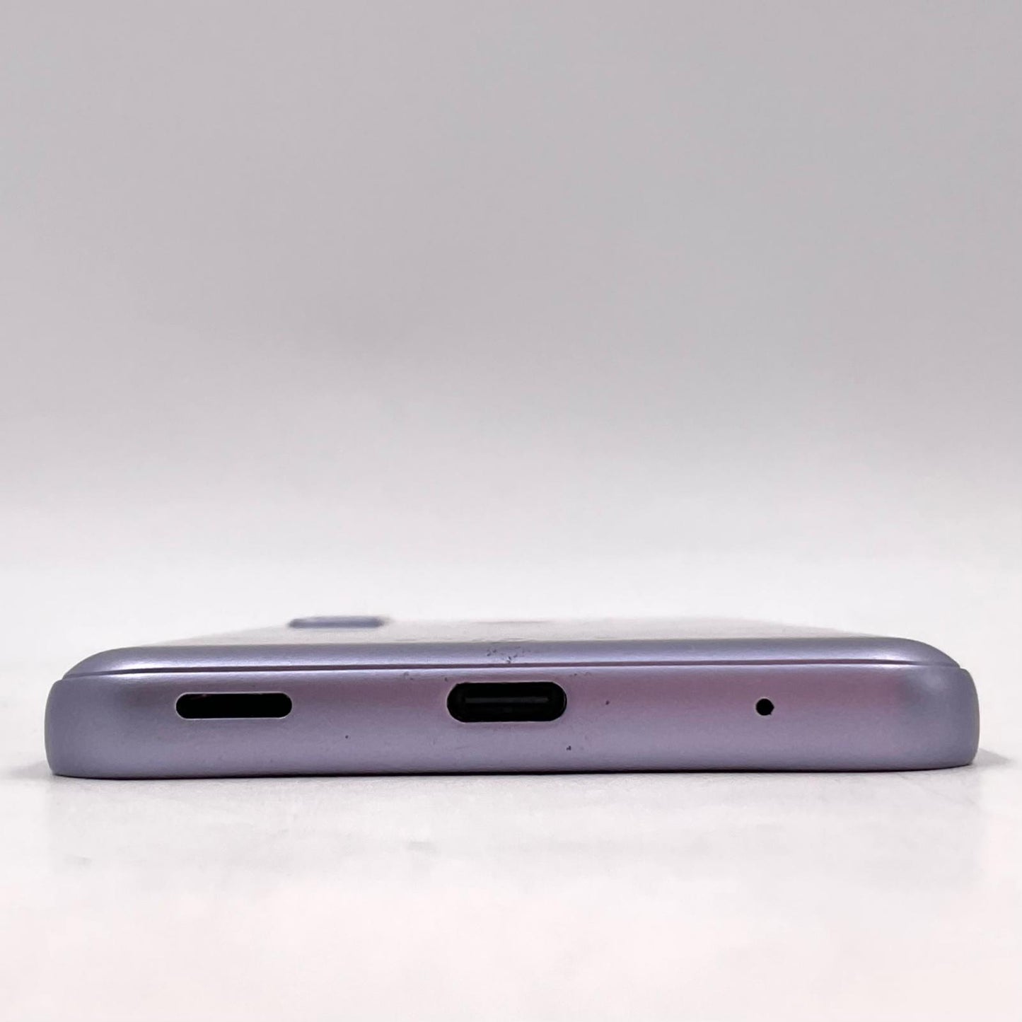 【全額返金保証】【最速発送】富士通 arrows We 64GB パープル docomo SIMフリー F-51B 白ロム 美品 動作確認済