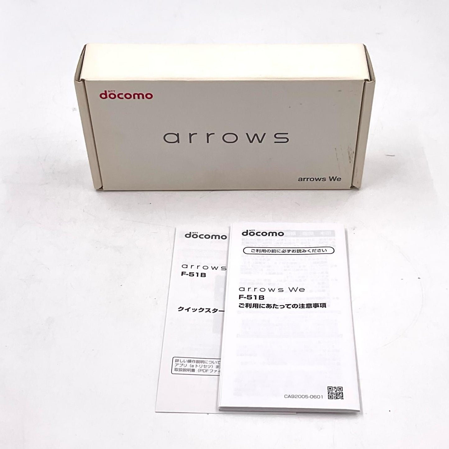 【全額返金保証】【最速発送】富士通 arrows We 64GB パープル docomo SIMフリー F-51B 白ロム 美品 動作確認済