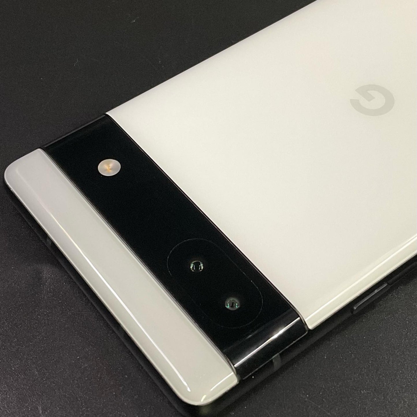【全額返金保証】【最速発送】Google Pixel 6a 128GB チョーク au SIMフリー Pixel 6a 白ロム 動作確認済