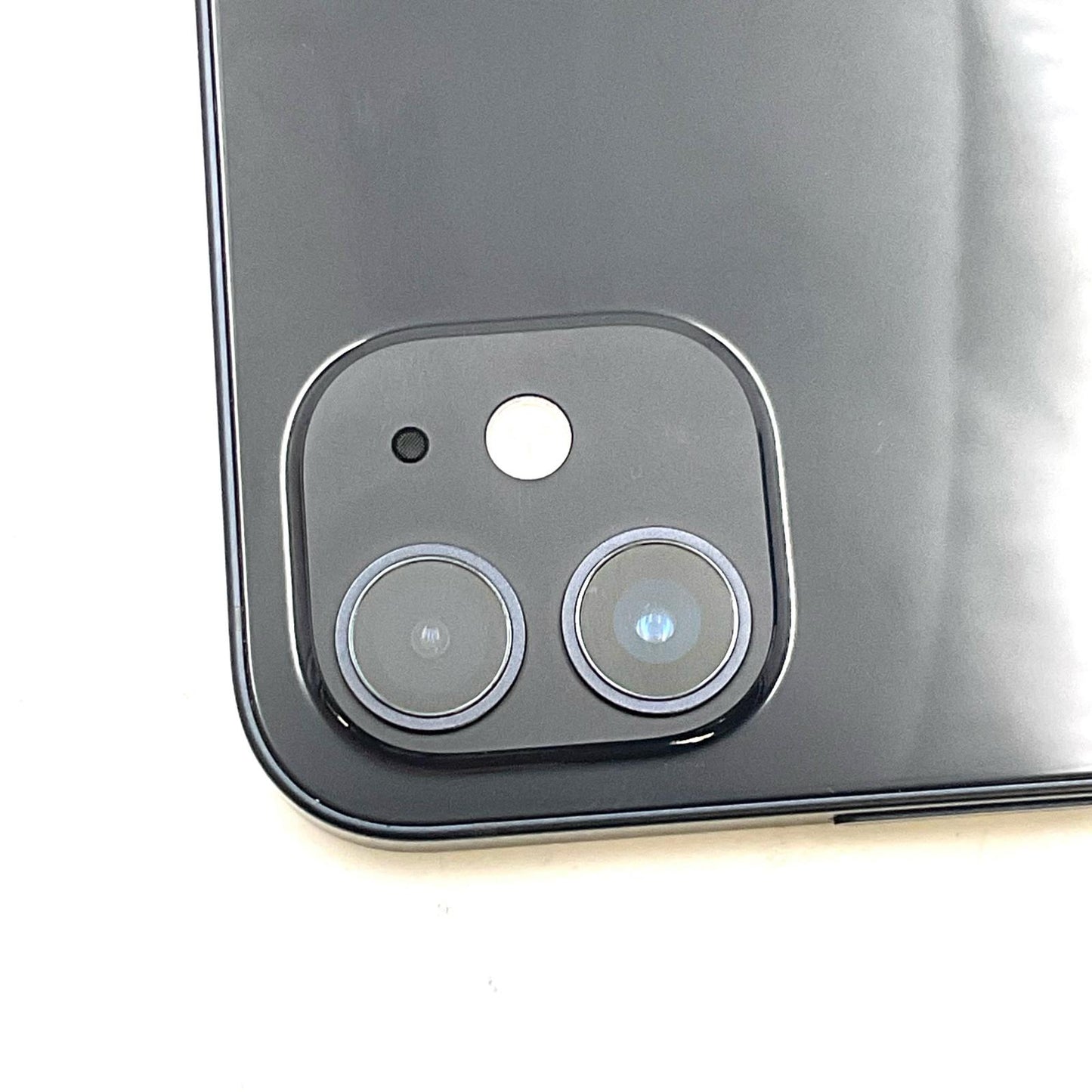【全額返金保証】【最速発送】Apple iPhone iPhone 12 128GB ブラック docomo SIMフリー 白ロム 美品 動作確認済 79%