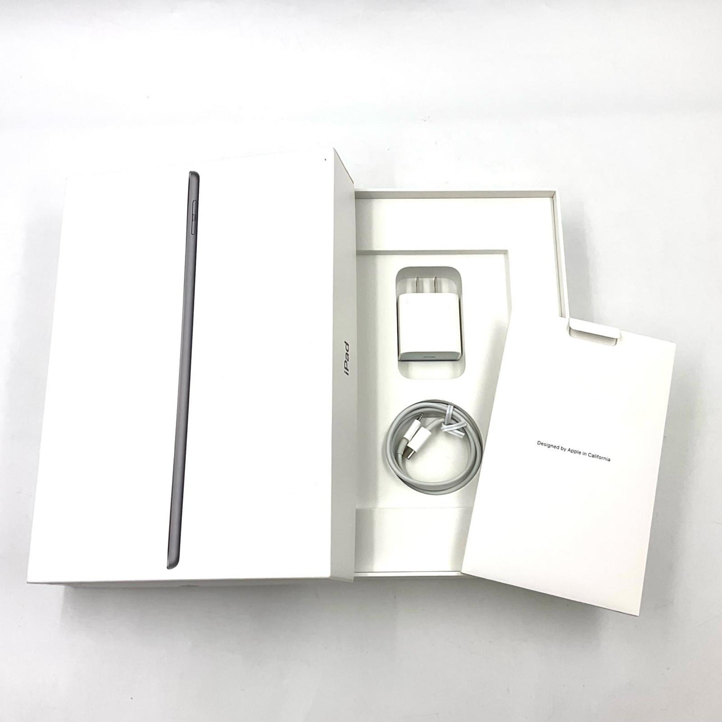 【全額返金保証】【最速発送】Apple iPad iPad 10.2インチ 第9世代 64GB スペースグレイ Wi-Fi 美品 動作確認済