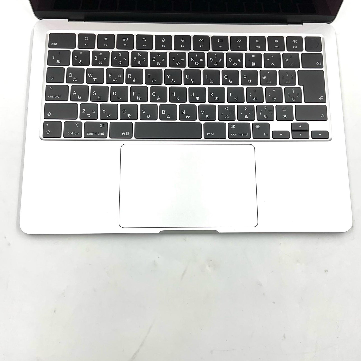 【全額返金保証】【最速発送】Apple MacBook Air 13.6インチ 2022 Apple M2 8GB 256GB シルバー 87.3% 美品 動作確認済