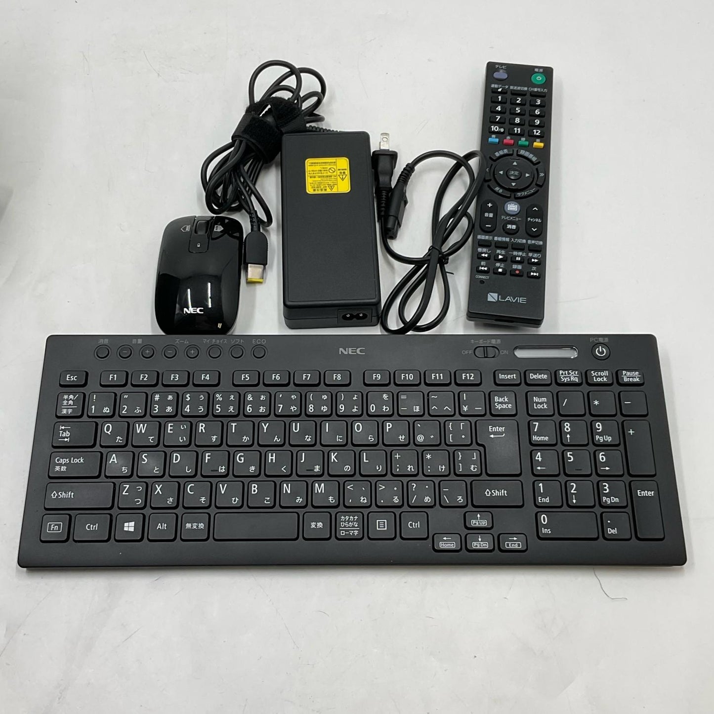 【全額返金保証】【最速発送】NEC LAVIE Direct DA PC-GD164UCAF intel 	Core i5 8265U 8GB HDD 3TB 美品 動作確認済