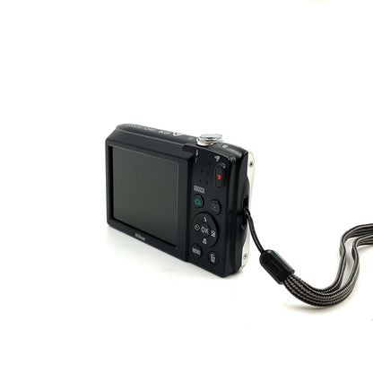 【全額返金保証】【最速発送】Nikon コンパクトデジタルカメラ COOLPIX S2900 [シルバー] 動作確認済