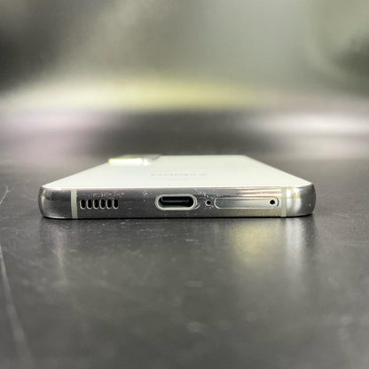 【全額返金保証】【最速発送】SAMSUNG Galaxy Galaxy S22 5G 256GB ファントムホワイト au SIMフリー SCG13 白ロム 動作確認済
