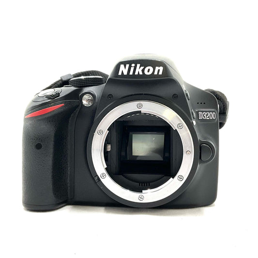 【全額返金保証】【最速発送】Nikon デジタル一眼 D3200 ボディ [ブラック] 美品 動作確認済