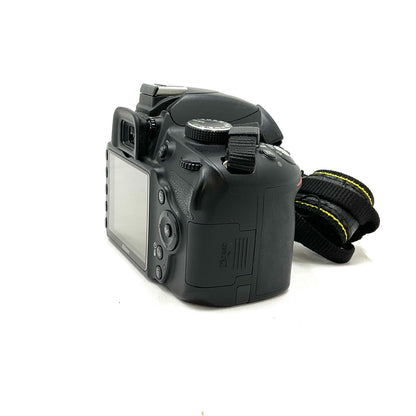 【全額返金保証】【最速発送】Nikon デジタル一眼 D3200 ボディ [ブラック] 美品 動作確認済
