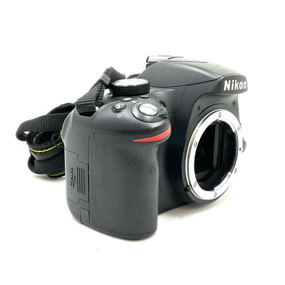 【全額返金保証】【最速発送】Nikon デジタル一眼 D3200 ボディ [ブラック] 美品 動作確認済