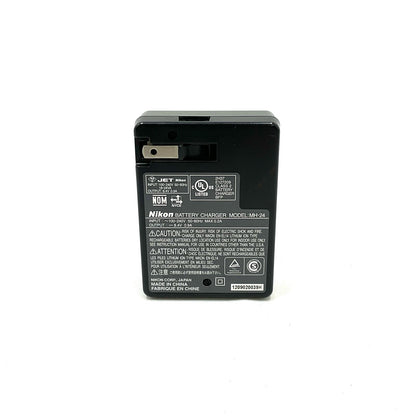 【全額返金保証】【最速発送】Nikon デジタル一眼 D3200 ボディ [ブラック] 美品 動作確認済