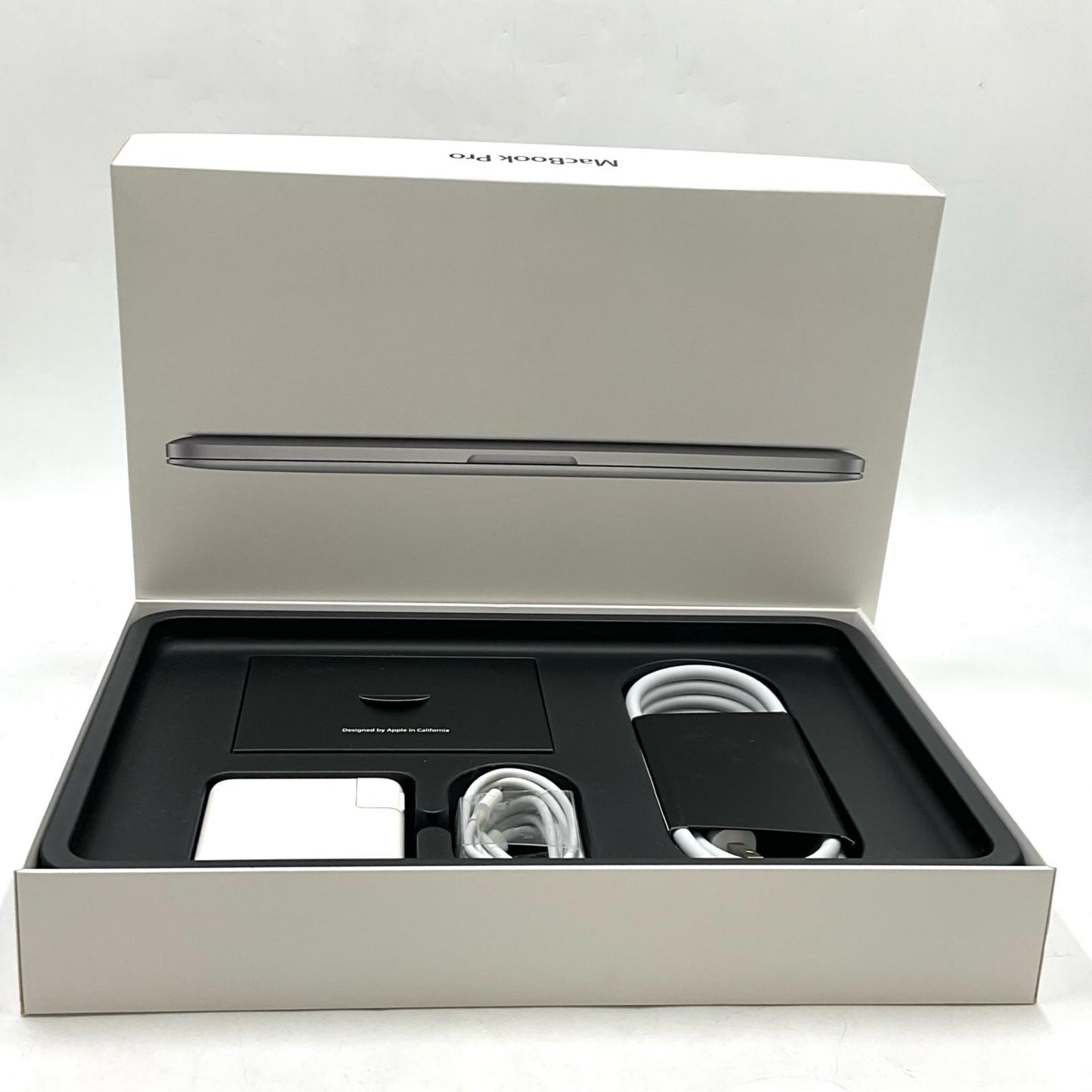 【全額返金保証】【最速発送】Apple MacBook Pro 13.3インチ 2020 2.3GHz クアッドコア Intel Core i7 32GB 1TB スペースグレイ 美品 動作確認済