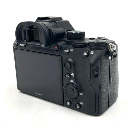 【全額返金保証】【最速発送】Sony デジタル一眼 α7 III ILCE-7M3 ボディ ブラック 美品 動作確認済