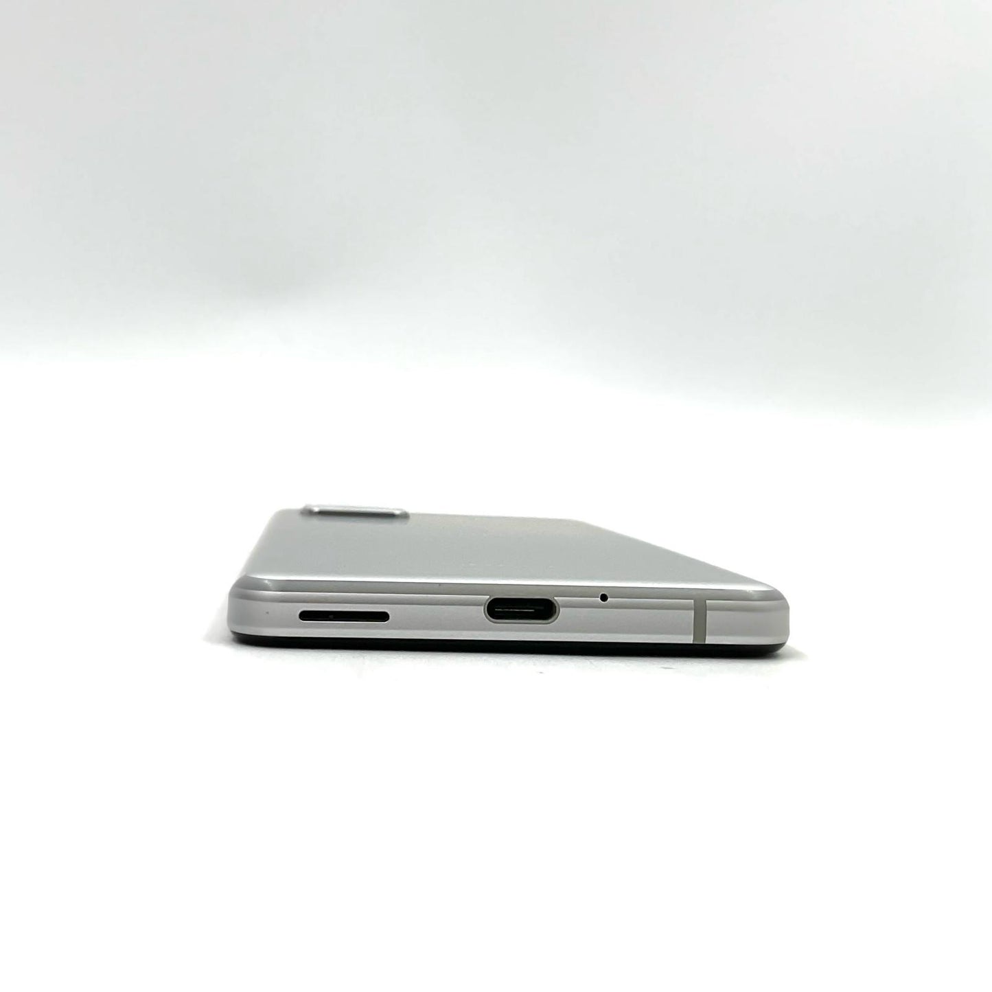 【全額返金保証】【最速発送】SHARP AQUOS sense4 lite 64GB シルバー 楽天モバイル SH-RM15 白ロム 美品 動作確認済