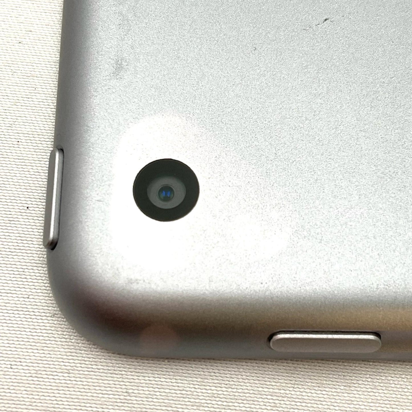 【全額返金保証】【最速発送】Apple iPad iPad 9.7インチ 第6世代 32GB スペースグレイ Wi-Fi 動作確認済