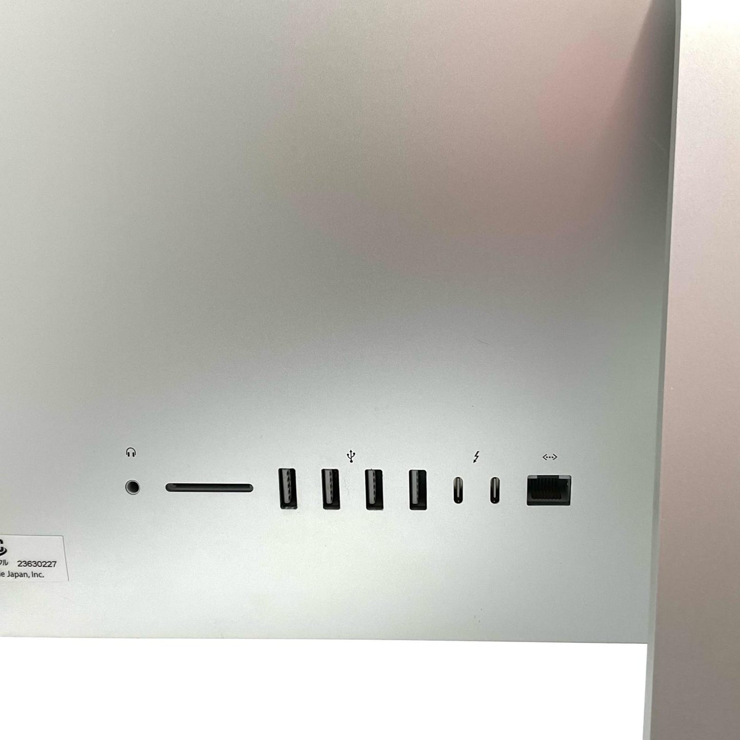 【最速発送】Apple iMac 21.5インチ 3 GHz クアッドコアIntel Core i5 32GB SSD 1TB シルバー【難有】