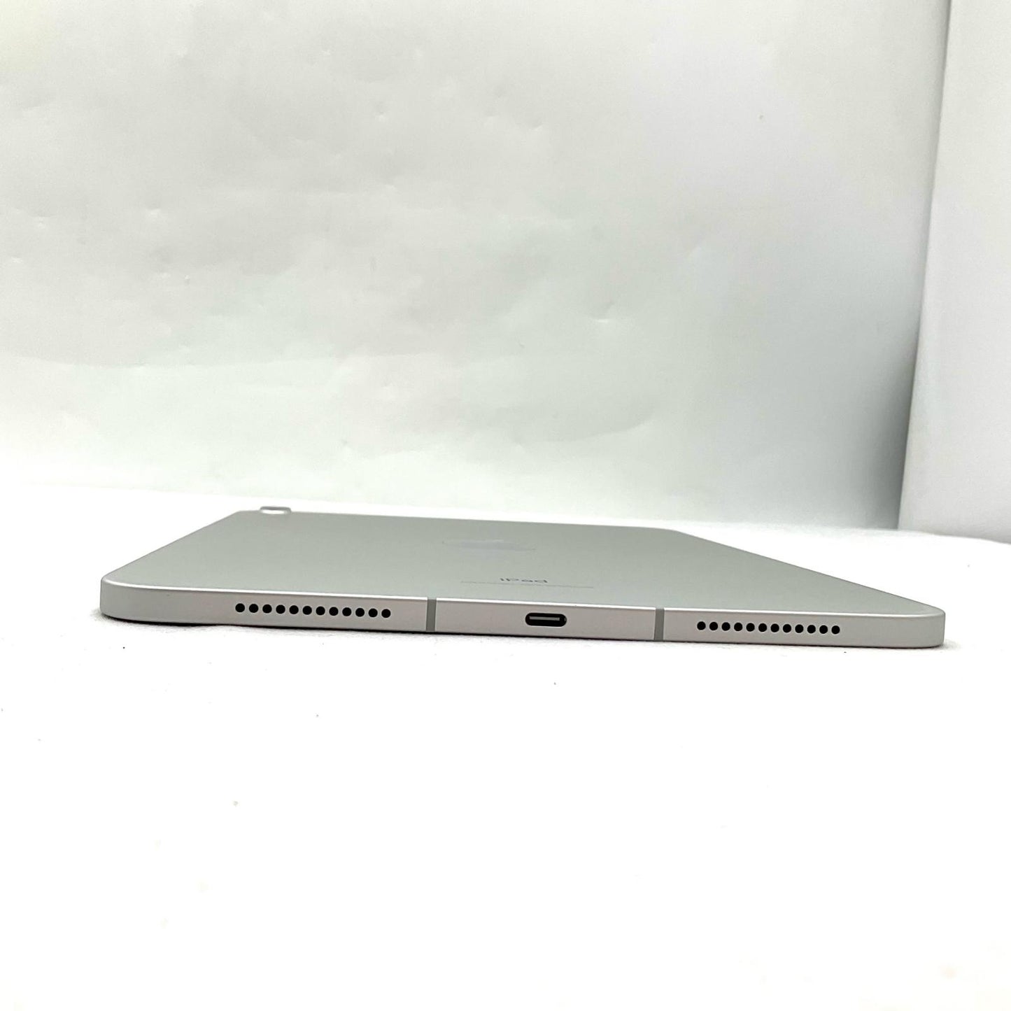 【全額返金保証】【最速発送】Apple iPad iPad 10.9インチ 第10世代 64GB シルバー WiFi+Cellular Softbank 美品 動作確認済