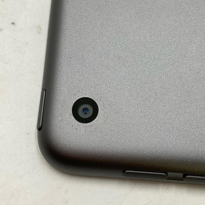 【全額返金保証】【最速発送】Apple iPad iPad 10.2インチ 第9世代 64GB スペースグレイ Wi-Fi 動作確認済