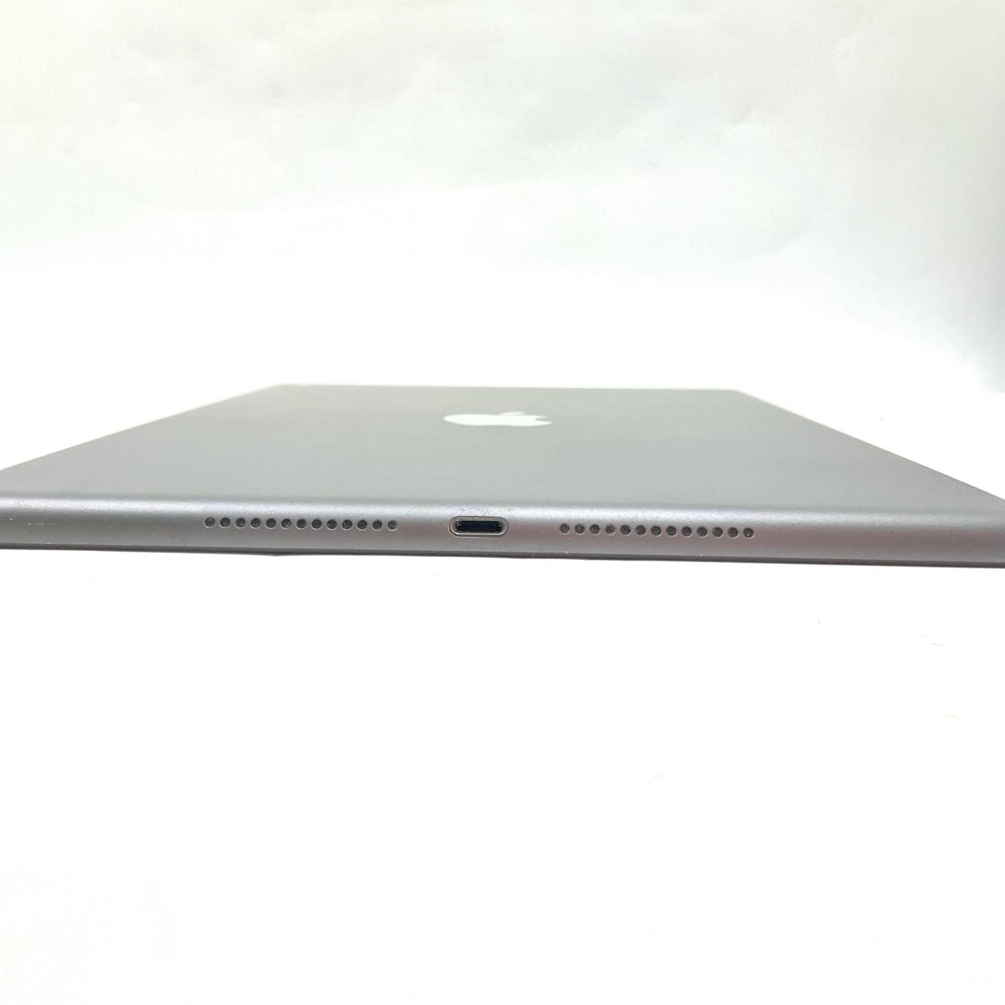 【全額返金保証】【最速発送】Apple iPad iPad 10.2インチ 第9世代 64GB スペースグレイ Wi-Fi 動作確認済