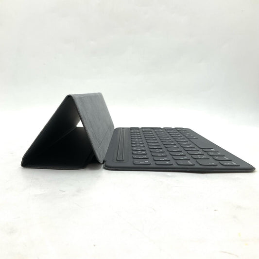 【全額返金保証】【最速発送】Apple 10.5インチiPad Pro用 Smart Keyboard MPTL2J/A 美品 動作確認済