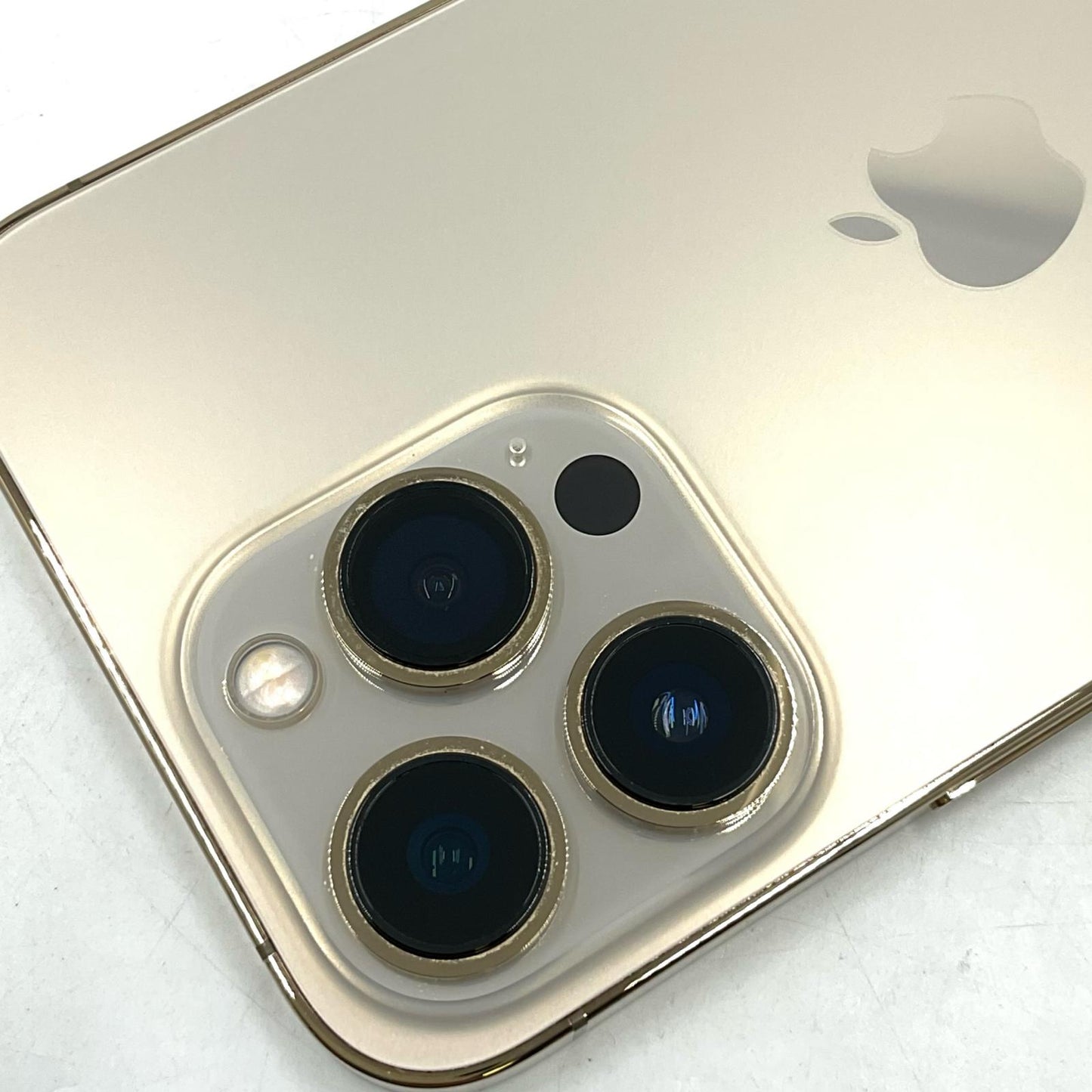 【全額返金保証】【最速発送】Apple iPhone iPhone 13 Pro 128GB ゴールド SIMフリー 白ロム 動作確認済 76%