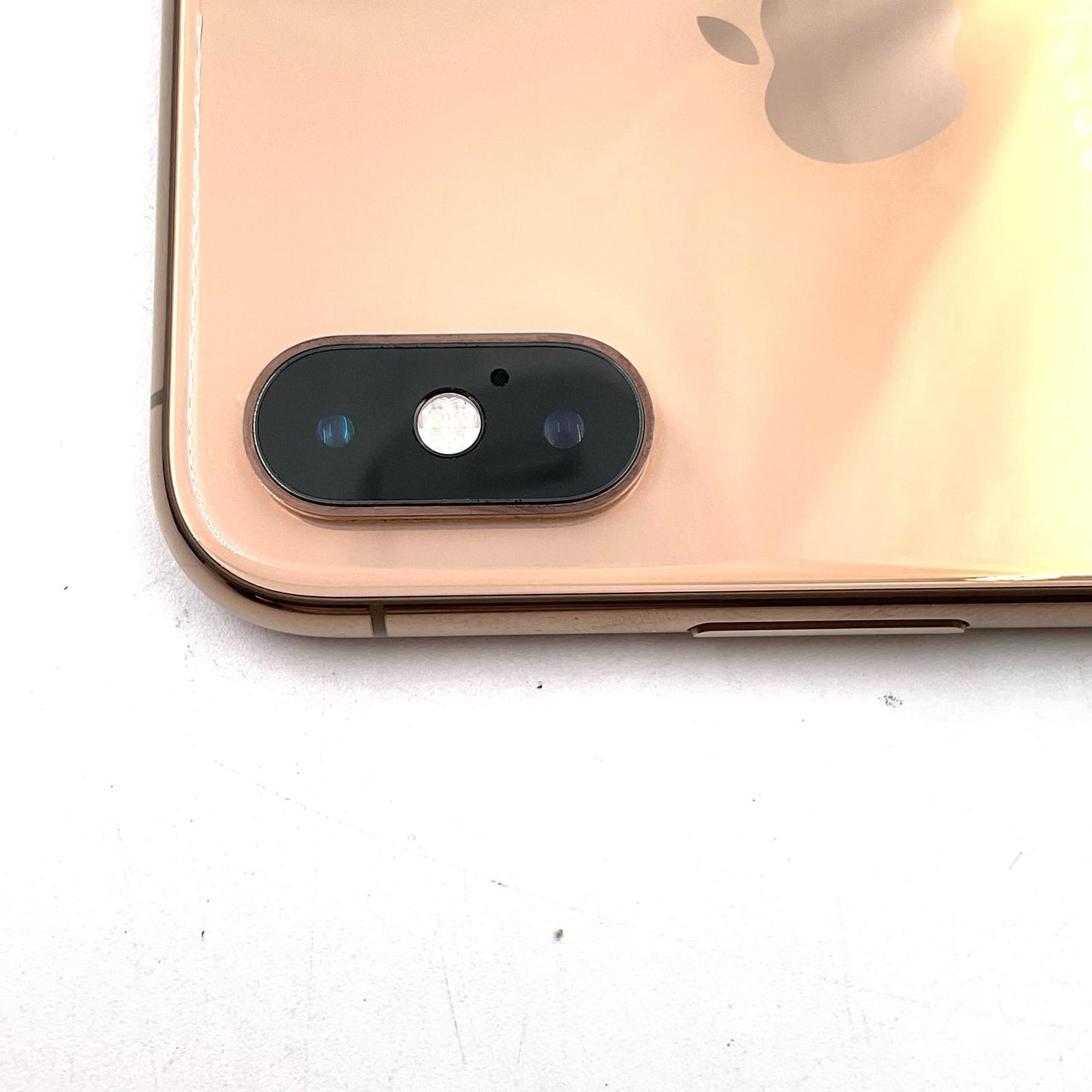 【全額返金保証】【最速発送】Apple iPhone iPhone XS 64GB ゴールド au 白ロム 動作確認済 100%