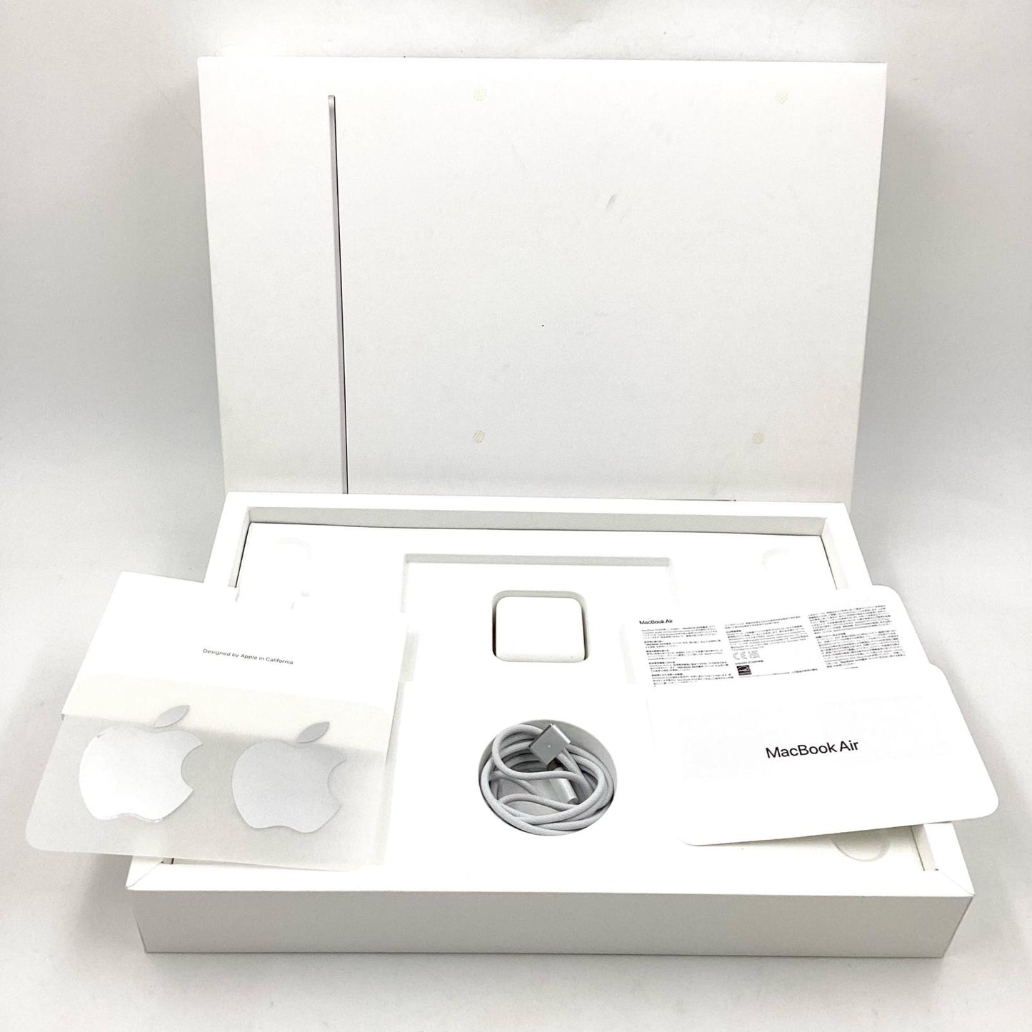 【全額返金保証】【最速発送】Apple MacBook Air 15インチ 2023 Apple M2 8GB 512GB シルバー 100% 美品 動作確認済