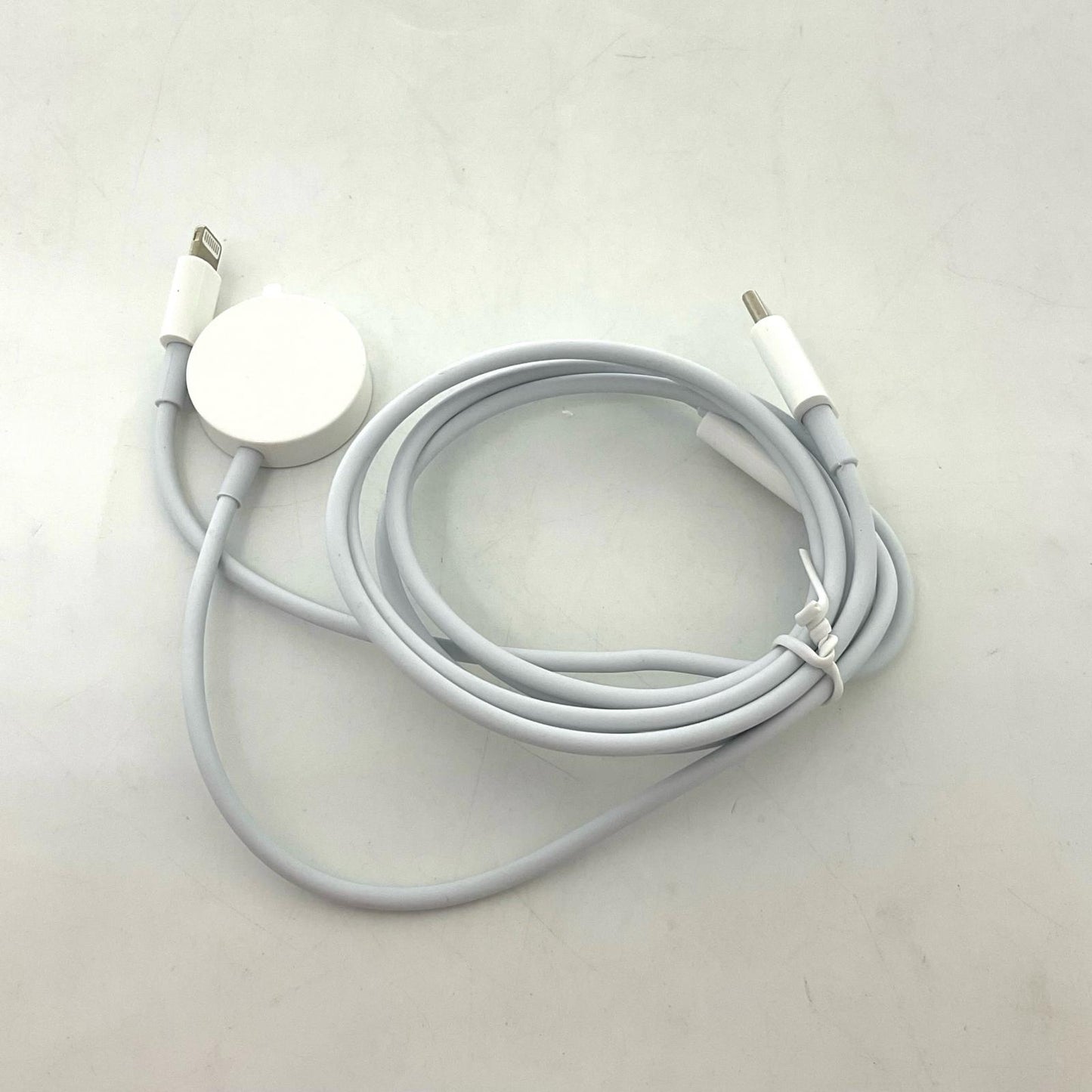 【全額返金保証】【最速発送】Apple Watch Ultra 第2世代 チタニウム 49mm GPS+Cellular 白ロム 100% 美品 動作確認済