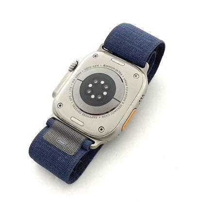 【全額返金保証】【最速発送】Apple Watch Ultra 第2世代 チタニウム 49mm GPS+Cellular 白ロム 96% 美品 動作確認済