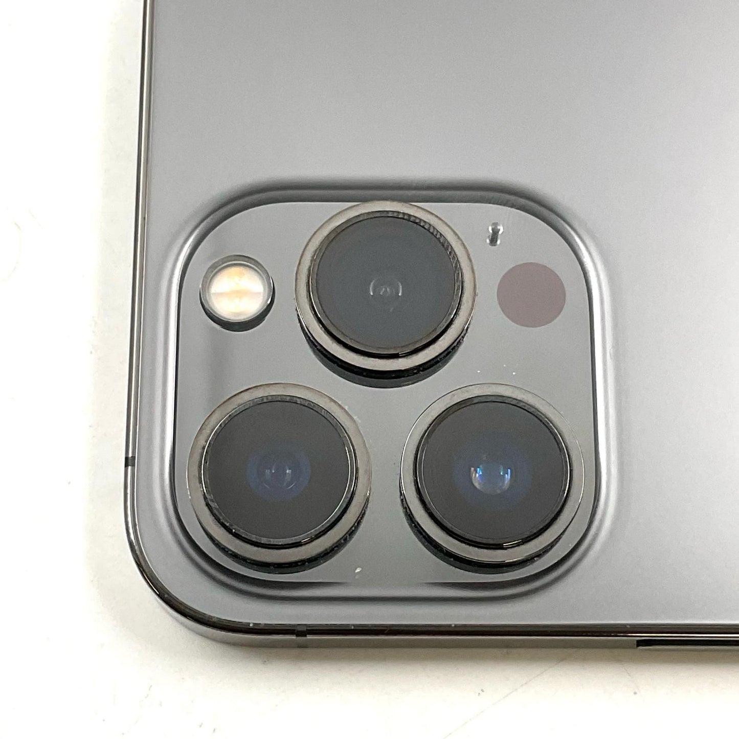 【全額返金保証】【最速発送】Apple iPhone iPhone 13 Pro 256GB ゴールド au SIMフリー 白ロム 美品 動作確認済 89%