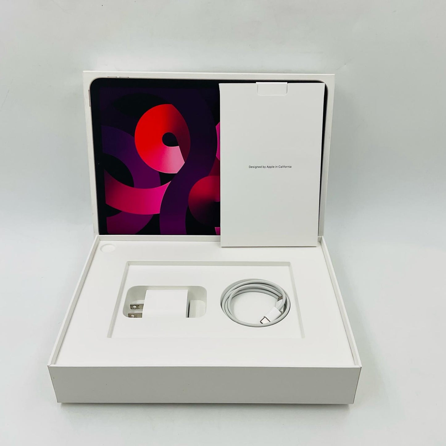 【全額返金保証】【最速発送】Apple iPad Air 10.9インチ 第5世代 256GB ピンク WiFi+Cellular docomo SIMフリー 白ロム 美品 動作確認済