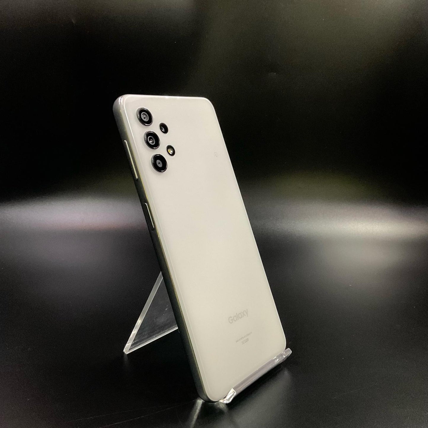 【全額返金保証】【最速発送】SAMSUNG Galaxy A32 ５G 64GB ホワイト au SCG08 白ロム 美品 動作確認済