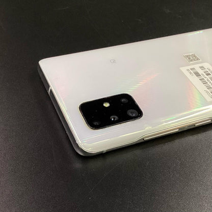 【全額返金保証】【最速発送】SAMSUNG Galaxy A51 128GB ホワイト au SCG07 白ロム 動作確認済