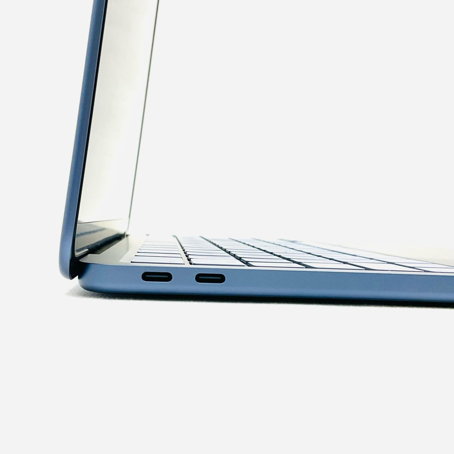 【全額返金保証】【最速発送】Apple MacBook Neo 13インチ Apple A18 Pro 8GB 512GB インディゴ 100% 超美品 動作確認済
